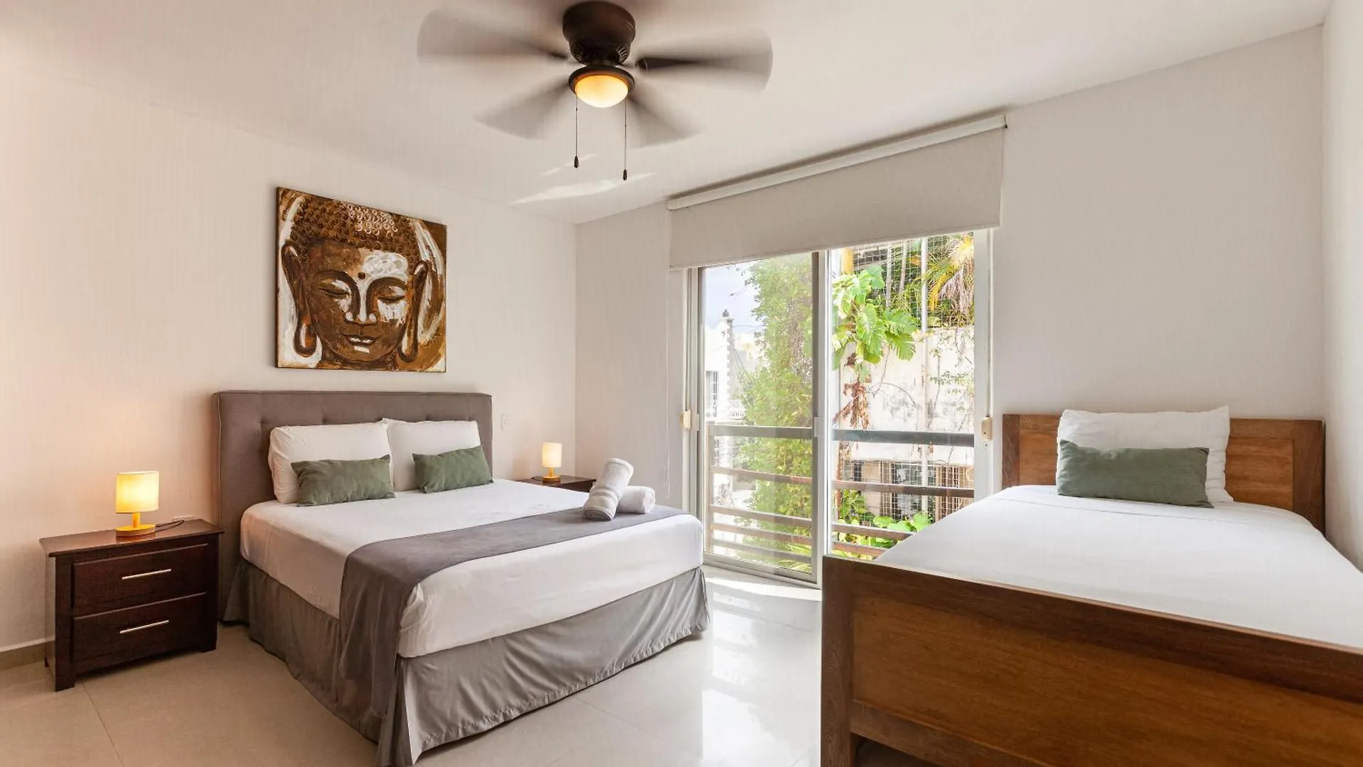 Apartamento Via Tendenza Condos Playa del Carmen México