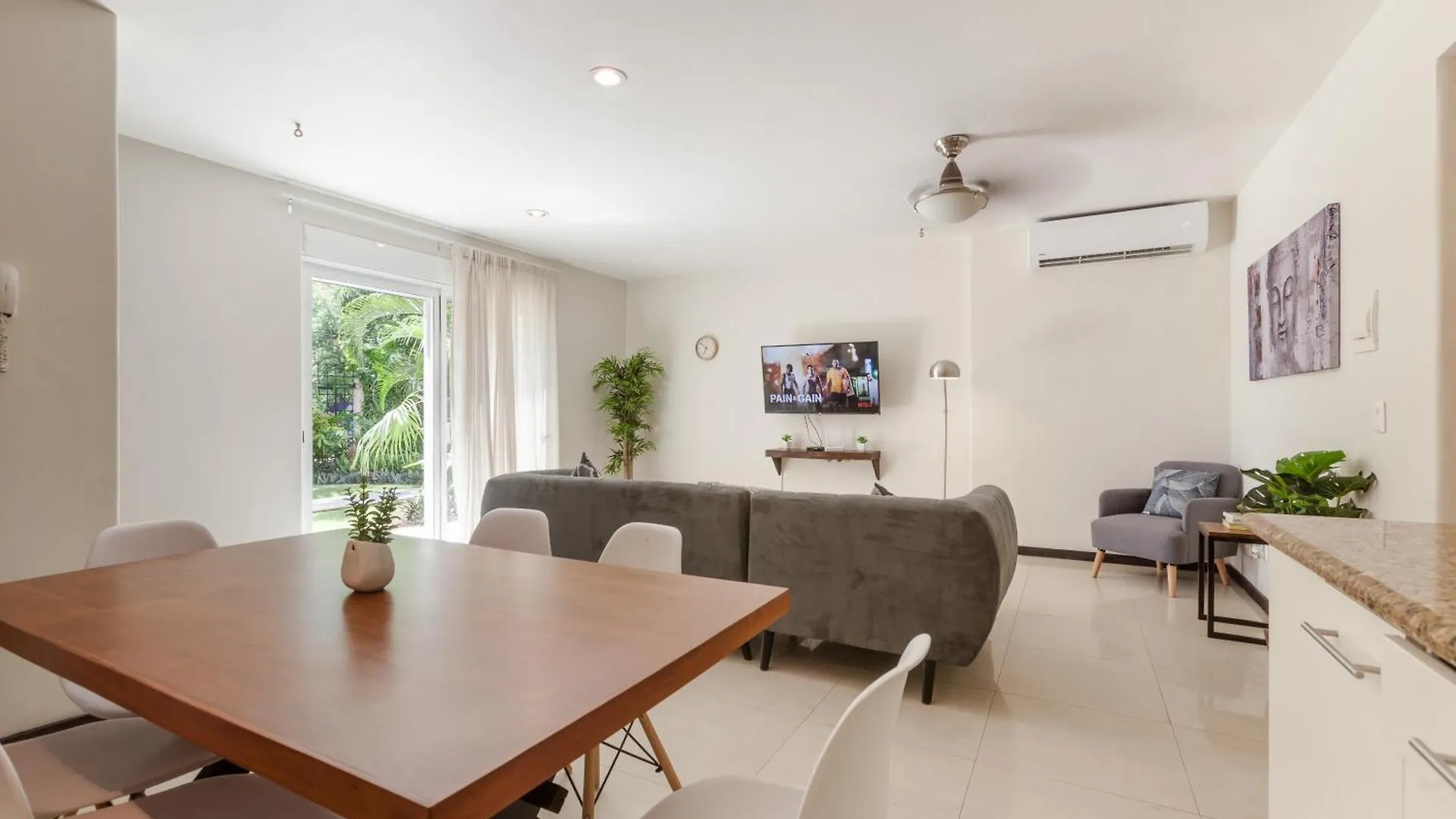 Apartamento Via Tendenza Condos Playa del Carmen México