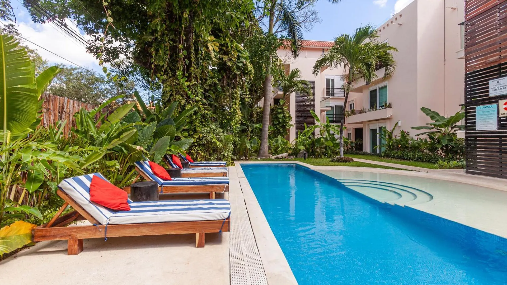 Apartamento Via Tendenza Condos Playa del Carmen México