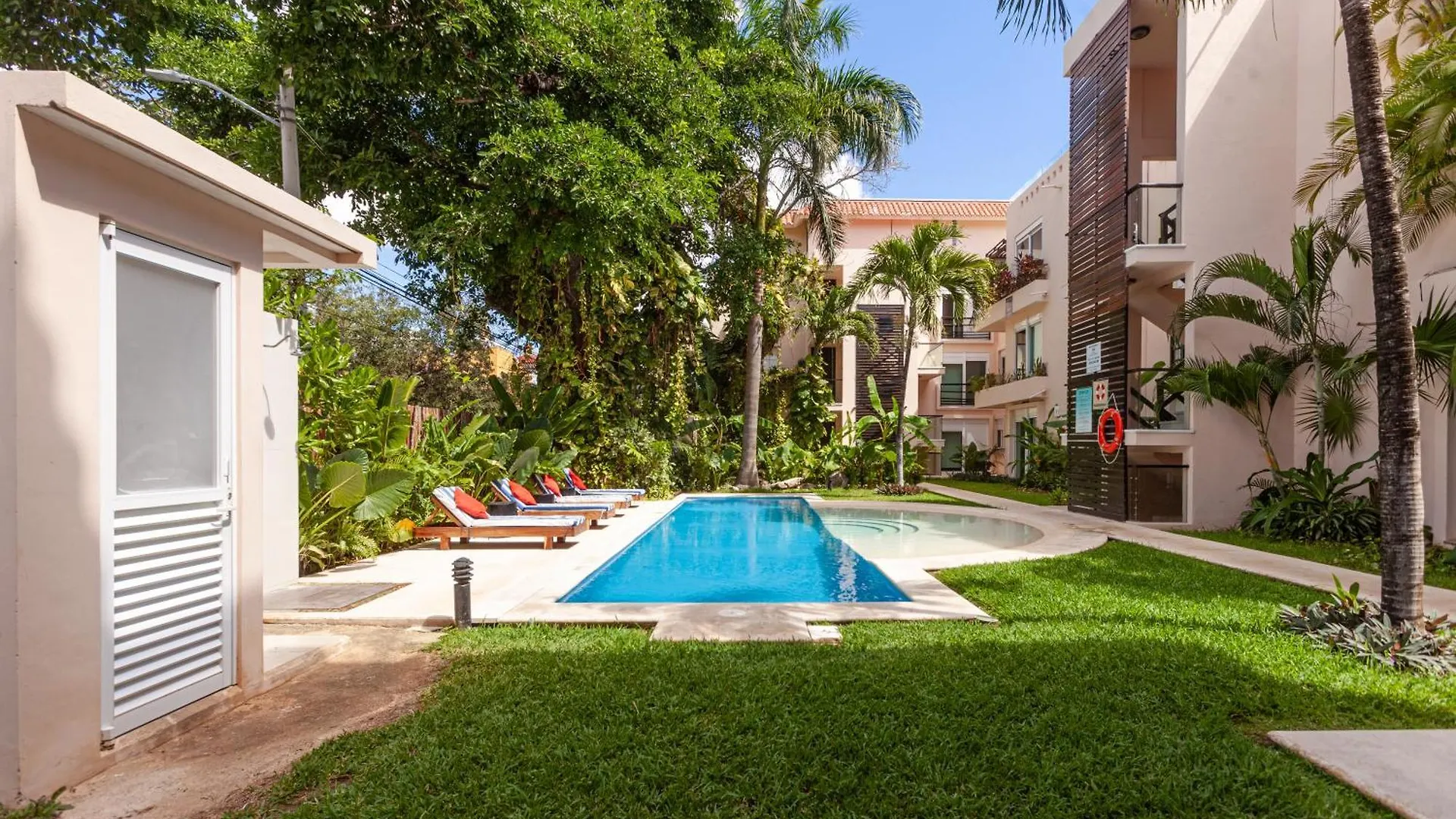 Via Tendenza Condos Playa del Carmen